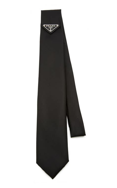 prada tie black.